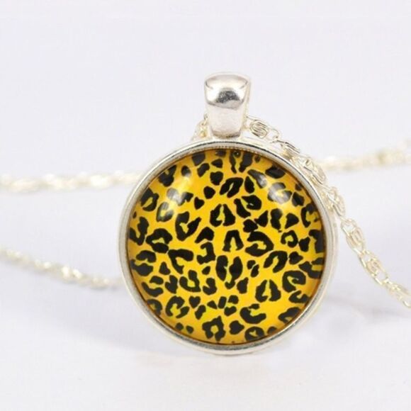(E2) Leopard Necklace - Picture 1 of 2